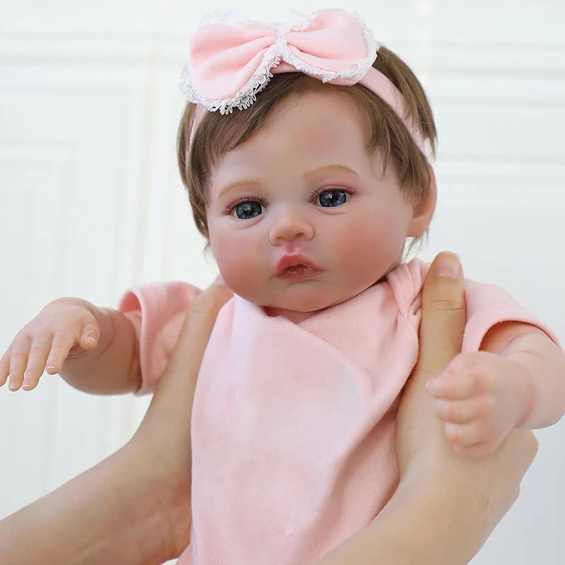Bebê Reborn de Silicone Malu